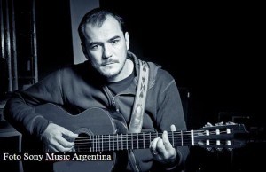 Ismael Serrano (Fotos Sony Music Arg - A004)