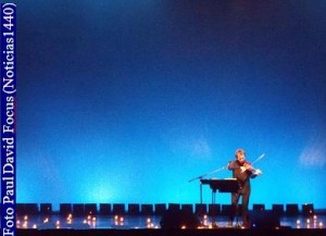 Laurie Anderson (Paul David Focus - Opera - 8 Mayo 2015 02)